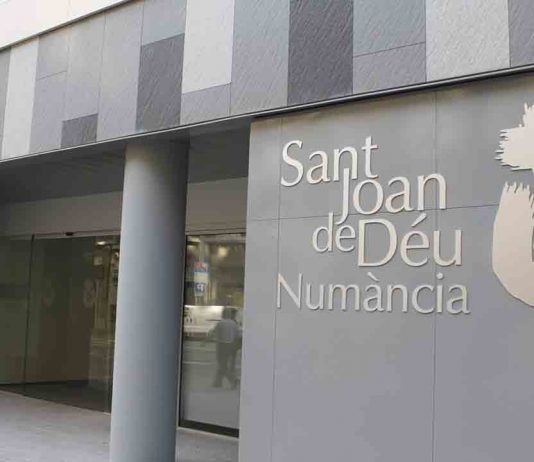 Ocho heridos por un incendio en el Hospital Sant Joan de Déu Ocho heridos por un incendio en el Hospital Sant Joan de Déu