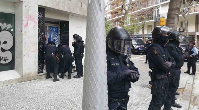 Investigan a un Mosso por la detención ilegal de un activista ProHabitatge Investigan a un Mosso por la detención ilegal de un activista ProHabitatge