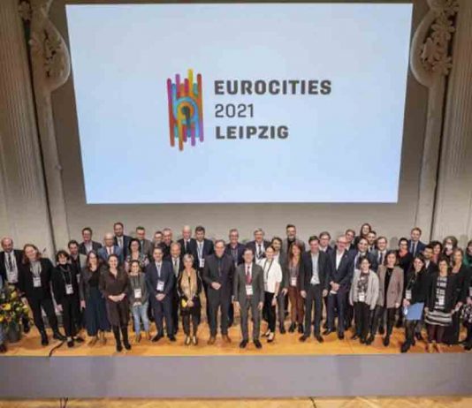 Barcelona gana las elecciones a la dirección de la red de grandes ciudades europeas Barcelona gana las elecciones a la dirección de la red de grandes ciudades europeas