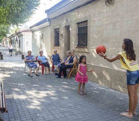 Can Peguera, las casas baratas como símbolo del barrio Can Peguera, las casas baratas como símbolo del barrio