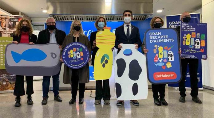 Comienza la recaudación de alimentos en el Mercado de Sants Comienza la recaudación de alimentos en el Mercado de Sants