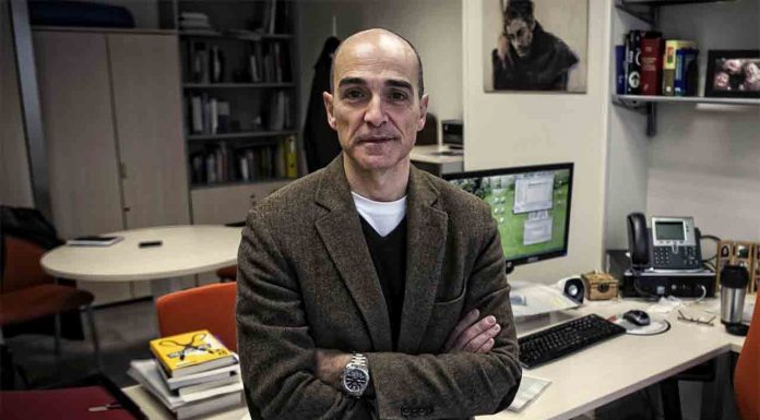 Dimite el gerente del Consorcio de Servicios Sociales poco después de detectar irregularidades Dimite el gerente del Consorcio de Servicios Sociales poco después de detectar irregularidades al intervenir la Generalitat