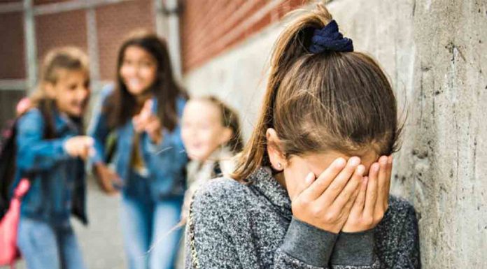 Los Mossos impartirán talleres en las escuelas para concienciar sobre el bullying Los Mossos impartirán talleres en las escuelas para concienciar sobre el bullying