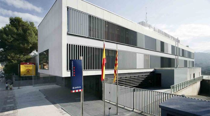 Prisión para una mujer acusada de matar al marido en Sant Andreu de la Barca Detenido por un atropello intencionado en Sant Andreu de la Barca