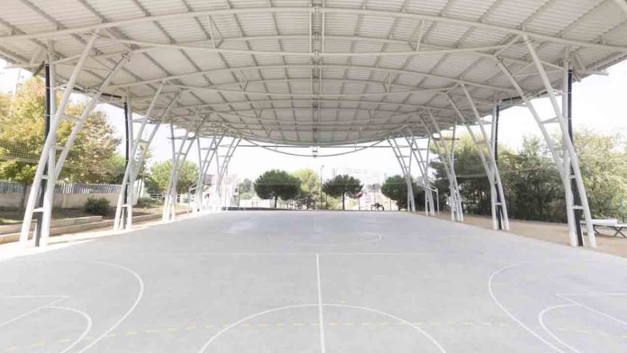 Torre Baró inaugura el espacio deportivo del Campillo de la Virgen