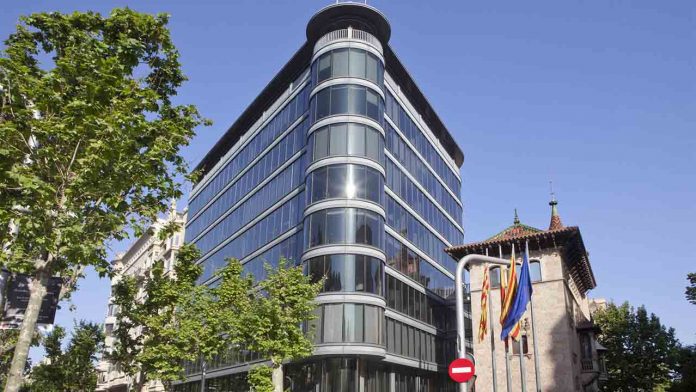 Un juez perdona todas las deudas de una empresaria con la Diputación de Barcelona