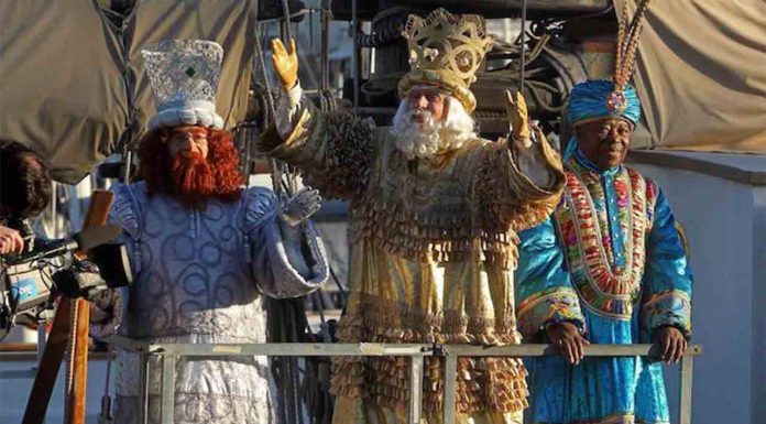 Esta Navidad, recoge la carta a los Reyes en tu comercio de proximidad Esta Navidad, recoge la carta a los Reyes en tu comercio de proximidad