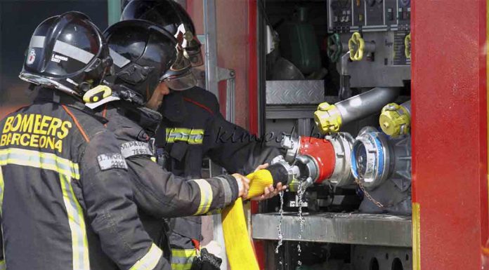 Muere una mujer de 60 años en un incendio en Les Roquetes Muere una mujer de 60 años en un incendio en Les Roquetes
