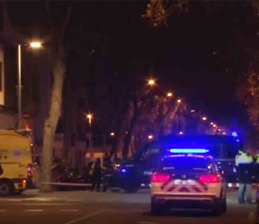 Huye el presunto autor de los disparos en Sant Martí Huye el presunto autor de los disparos en Sant Martí