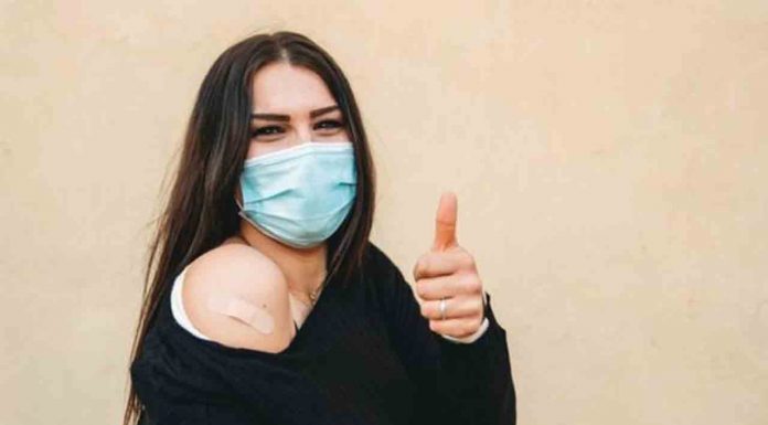 ¿Pueden las vacunas ayudar a prevenir el COVID prolongado? ¿Pueden las vacunas ayudar a prevenir el COVID prolongado?