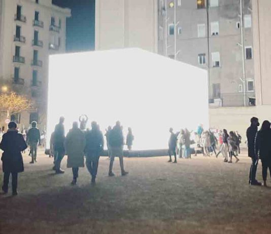 El festival Llum BCN 2022 desconecta la instalación ‘Espectre’ antes de hora El festival Llum BCN desconecta la instalación 'Espectre' antes de hora