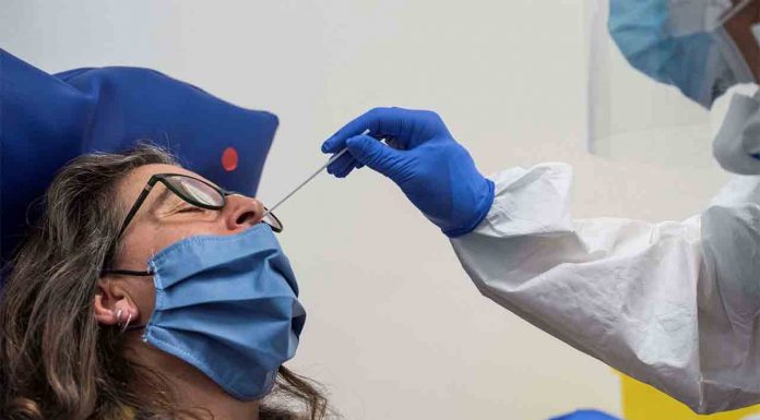 Listado de centros acreditados por la Generalitat para pruebas PCR Listado de centros acreditados por la Generalitat para pruebas de antígenos y PCR