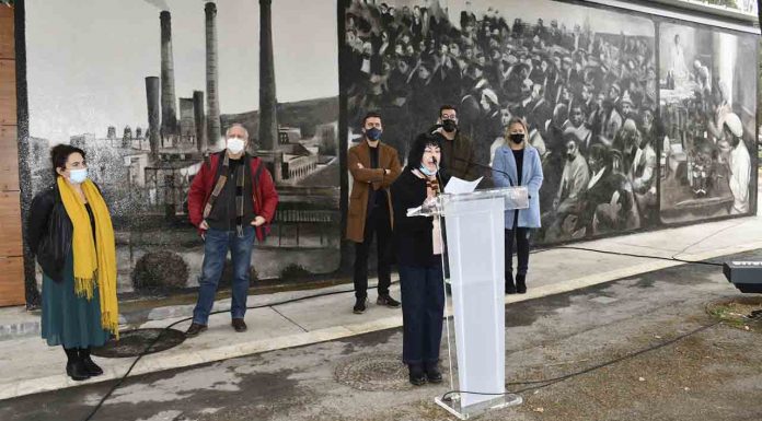 Sants estrena un mural en homenaje al movimiento obrero Sants estrena un mural en homenaje al movimiento obrero