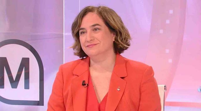 Ada Colau propone una rebaja temporal del 50% de la T-Usual Ada Colau propone una rebaja temporal del 50% de la T-Usual