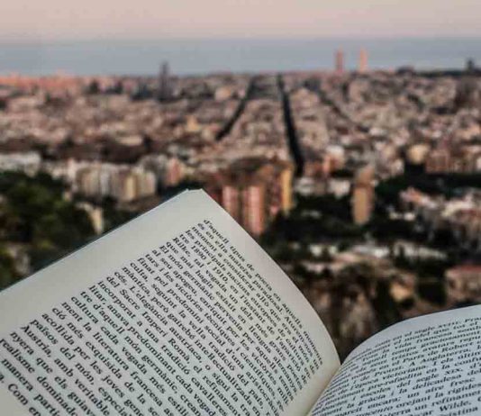 Barcelona, ​​Ciudad de la Literatura, se prepara para la Diada de Sant Jordi Barcelona, ​​Ciudad de la Literatura, se prepara para la Diada de Sant Jordi