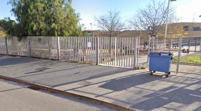 Un joven intenta secuestrar a dos niños de una guardería en Terrassa Un joven intenta secuestrar a dos niños de una guardería en Terrassa