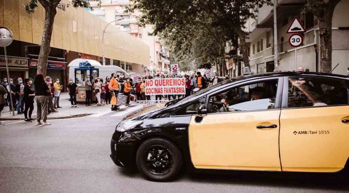 Barcelona prohíbe la apertura de nuevos supermercados fantasma Barcelona prohíbe la apertura de nuevos supermercados fantasma