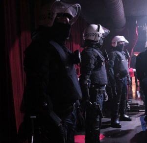 Localizan armas y drogas en una redada en la discoteca Caribe del Paralelo