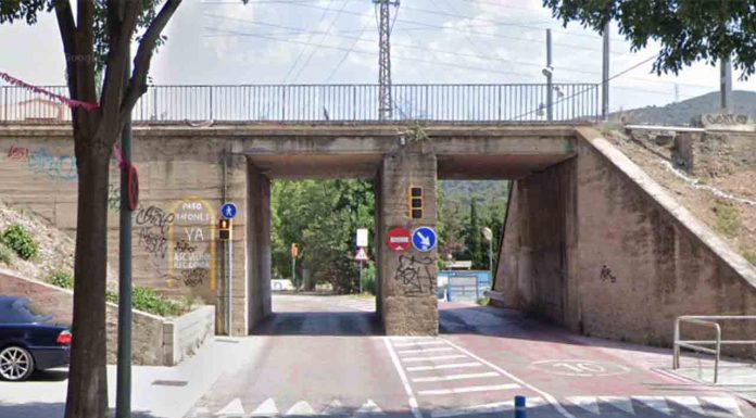 Nou Barris ampliará el paso inferior bajo la línea de Adif en la calle Oristà Nou Barris ampliará el paso inferior bajo la línea de Adif en la calle Oristà