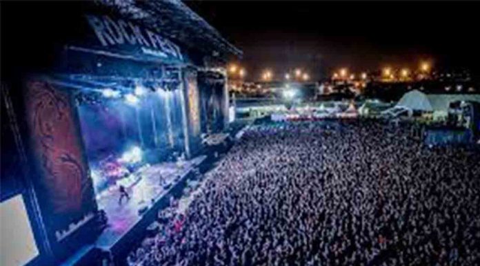 Cartel del Barcelona Rock Fest 2022 en el Parc de Can Zam Cartel del Barcelona Rock Fest 2022 en el Parc de Can Zam