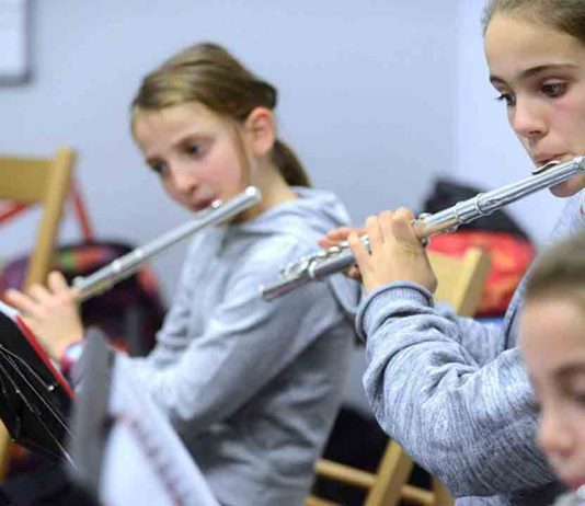 Ya es posible preinscribirse en las escuelas municipales de música El Ayuntamiento abre la preinscripción en las escuelas municipales de música