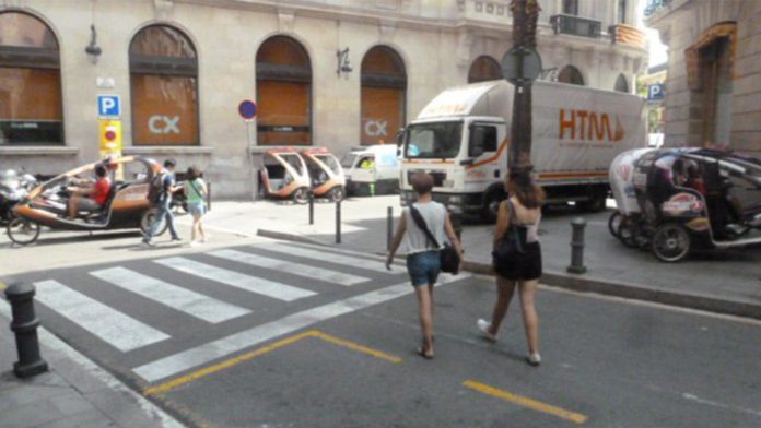 El Ayuntamiento avisa a los 'bicitaxi': si no hay licencia de transporte, irán al depósito