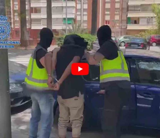 Detienen en Hospitalet a un hombre buscado por terrorismo en Italia Detienen en Hospitalet a un hombre buscado por terrorismo en Italia