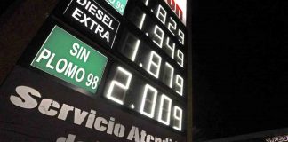 Desconvocada la huelga de estaciones de servicio Nuevo record historíco de la gasolina y el gasoil, ya superan los dos euros