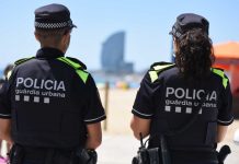 Herido con un machete en la Mar Bella durante la verbena de Sant joan Investigan una agresión sexual en la Mar Bella ocurrida esta noche