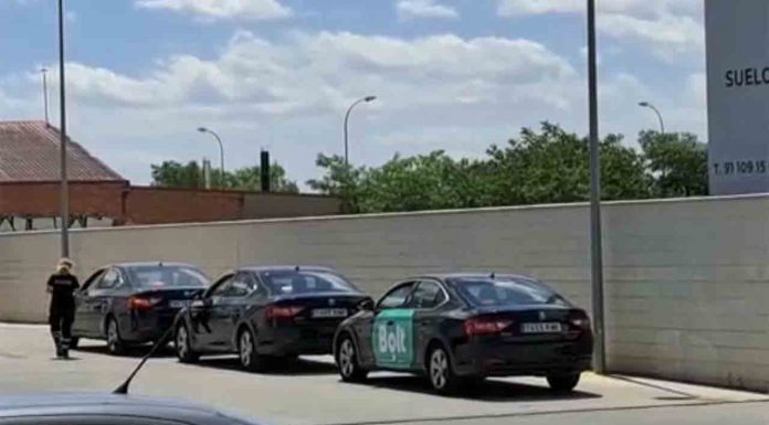 Los taxistas denuncian la ilegal entrada de Bolt en Barcelona Los taxistas denuncian la ilegal entrada de Bolt en Barcelona