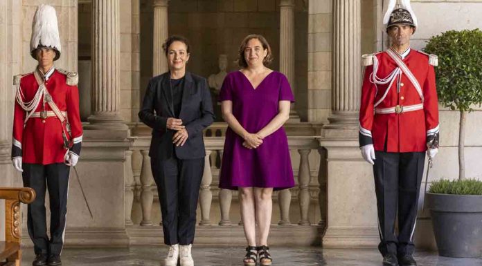 Alianza de Barcelona y Ámsterdam por un turismo sostenible Alianza de Barcelona y Ámsterdam por un turismo sostenible y contra la masificación