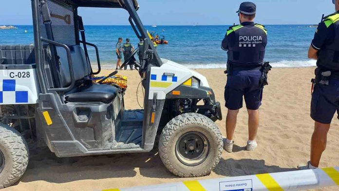 Desalojada la playa de Somorrostro por un posible artefacto explosivo