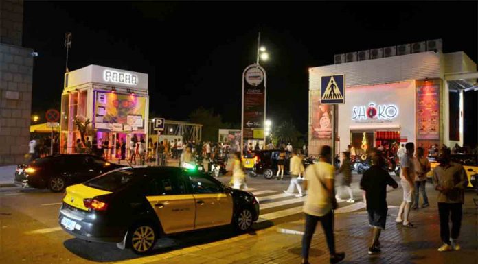 El Hotel Arts se queda con casi todos los locales subastados en su entorno El Hotel Arts se queda con casi todos los locales subastados en su entorno