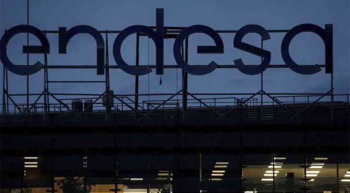 Acció Climàtica requiere a Endesa para que prorratee las facturas acumuladas Acció Climàtica requiere a Endesa para que deje sin efecto y prorratee las facturas acumuladas