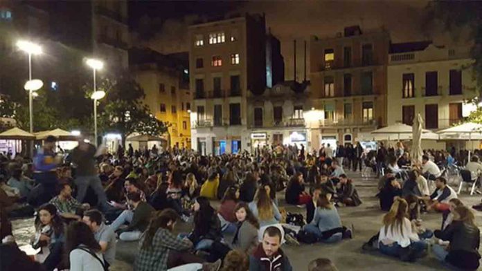 El ruido en 11 espacios sensibles de Barcelona supera el límite permitido