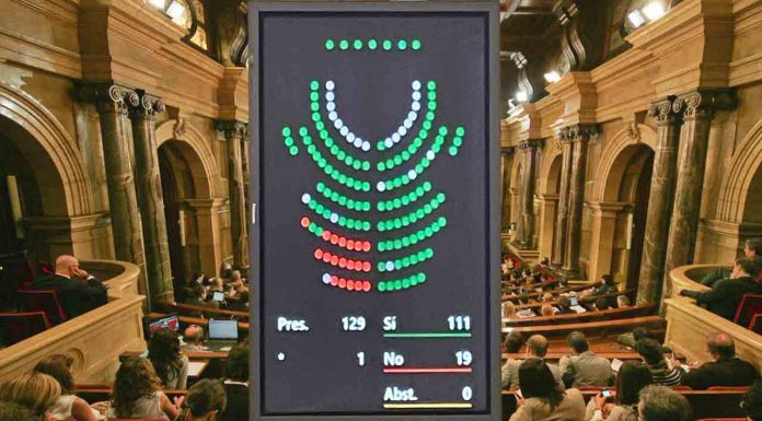 El Parlament de Catalunya aprueba el Decret Llei de los VTC, con 111 votos a favor y 19 en contra El Parlament de Catalunya aprueba el Decret Llei de los VTC