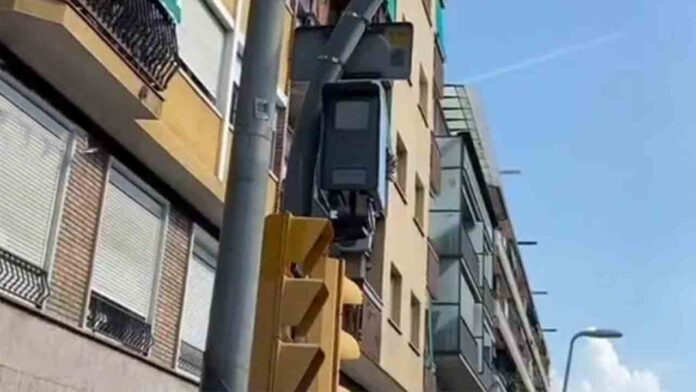 Ya están en marcha los nuevos radares de tramo en Barcelona