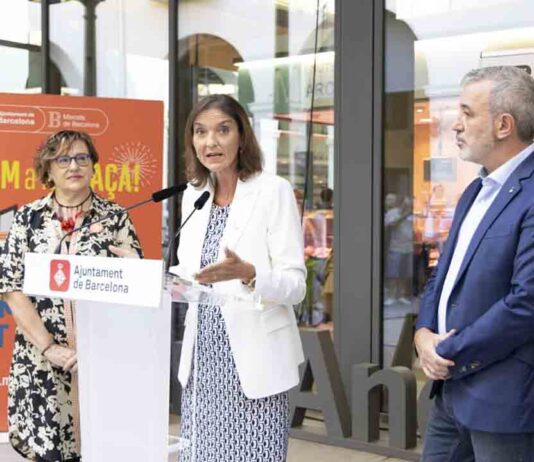 El Mercado de Sant Andreu de la plaza Mercadal reabre sus puertas después de tres años El Mercado de Sant Andreu de la plaza Mercadal reabre sus puertas después de tres años