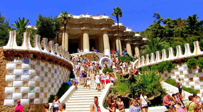 Casi 3 millones de personas han visitado Barcelona durante el verano Casi 3 millones de personas han visitado Barcelona durante el verano