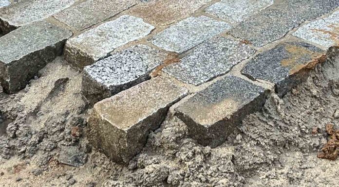 El Eixample conservará los antiguos adoquines y vías del tranvía El Eixample conservará los antiguos adoquines y vías del tranvía