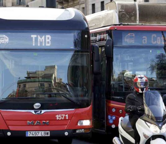 Desconvocada la huelga de autobuses que empezó el lunes Se mantiene la huelga de autobuses a partir del lunes 17 de octubre