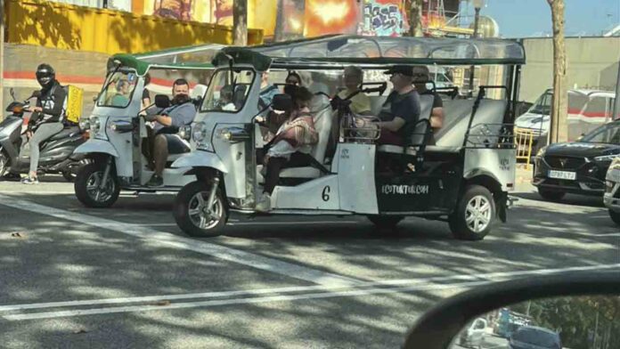 Los nuevos Bici Taxi desafían al Ayuntamiento y Generalitat