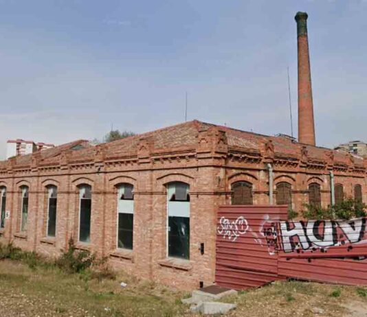 Los promotores del Hermitage quieren hacer un museo en Hospitalet Los promotores del Hermitage quieren hacer un museo en Hospitalet