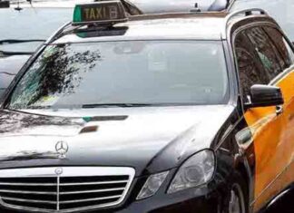 Élite Taxi propone subir un 9,4% las tarifas en Barcelona en 2027 Asociaciones y empresas de intermediación piden suspender la tarifa 3 del taxi