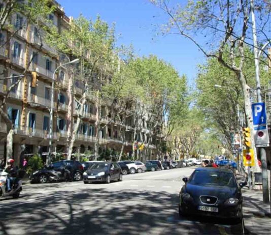 El día 14 comienzan las obras para retirar la polémica losa de la ronda Sant Antoni El día 14 comienzan las obras para retirar la polémica losa de la ronda Sant Antoni