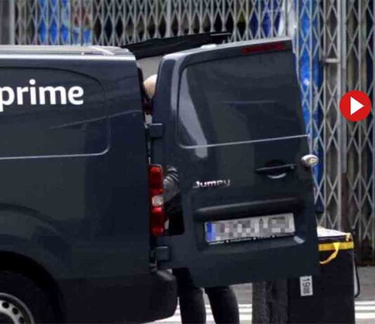 Barcelona cobrará una tasa a las grandes empresas de venta online, como Amazon Barcelona cobrará una tasa a las grandes empresas de venta online, como Amazon