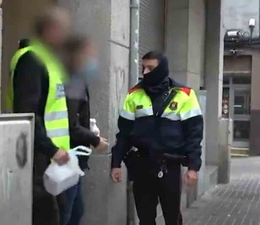 Detenidos 10 radicales del UE Cornellà Detenidos 10 radicales del UE Cornellà