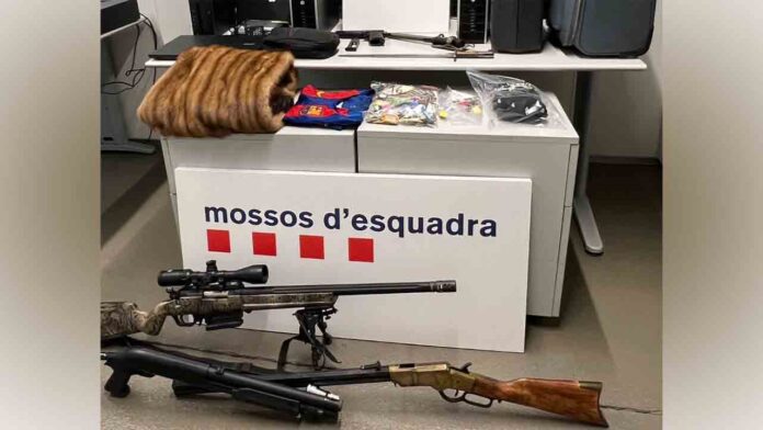 Detenidos por varios robos con fuerza en Sants-Montjuïc y Les Corts