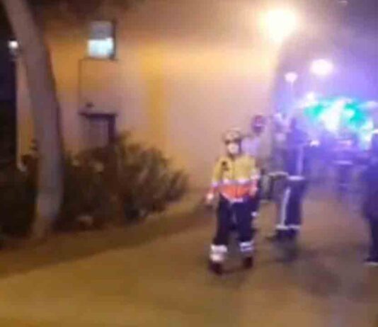 Incendio en un bloque de viviendas de Ciudad Meridiana Incendio en un bloque de viviendas de Ciudad Meridiana