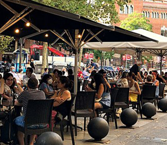 El Plan de usos del Eixample limitará la apertura de restaurantes y discotecas El Plan de usos del Eixample limitará la apertura de restaurantes y discotecas
